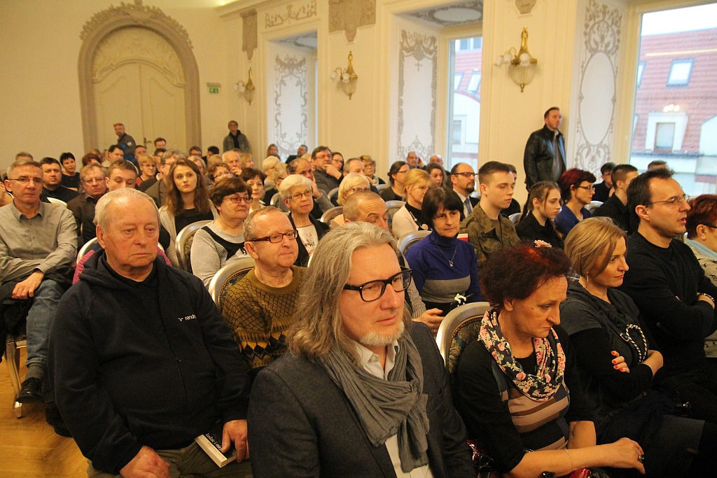 Ponad czterysta osób na spotkaniu z Szewachem Weissem