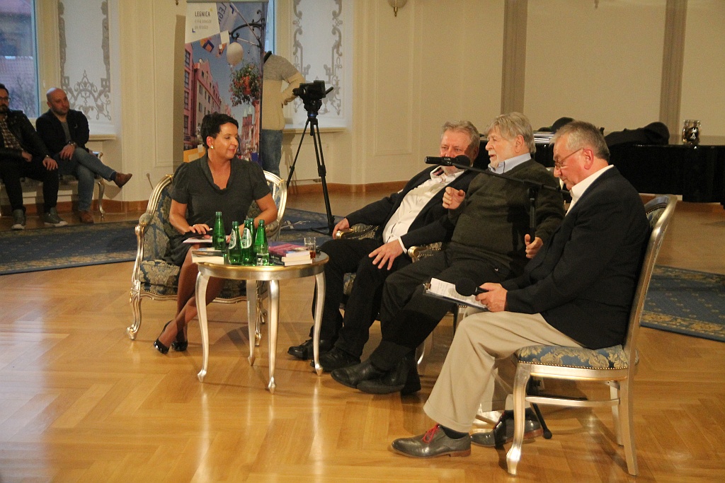 Ponad czterysta osób na spotkaniu z Szewachem Weissem