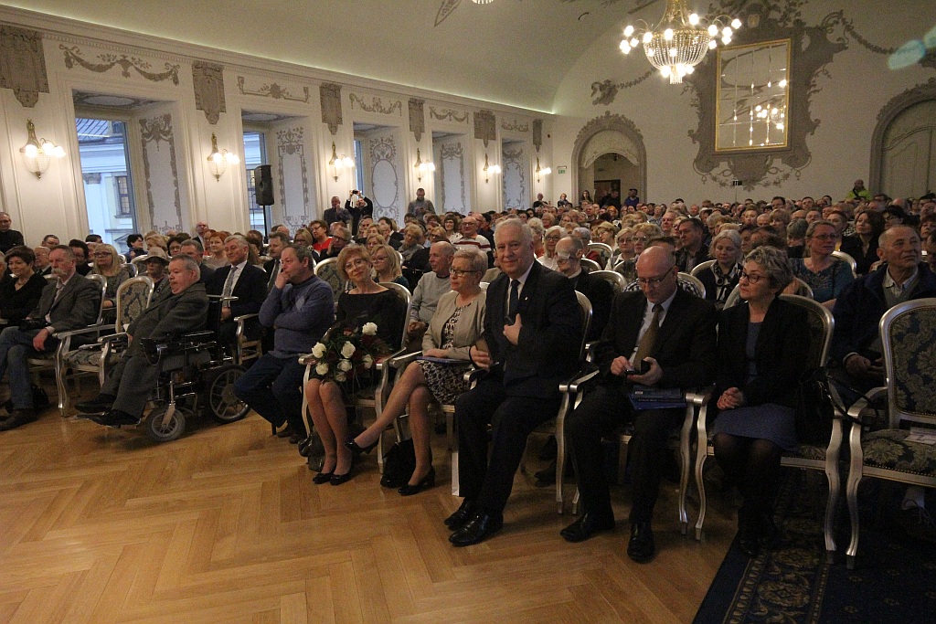 Ponad czterysta osób na spotkaniu z Szewachem Weissem