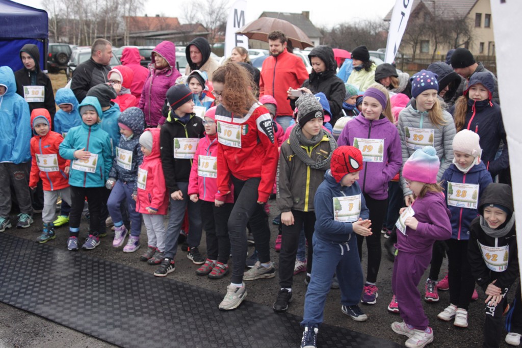 Ponad 300 osób uczestniczyło w Biegu Cztery Pory Roku