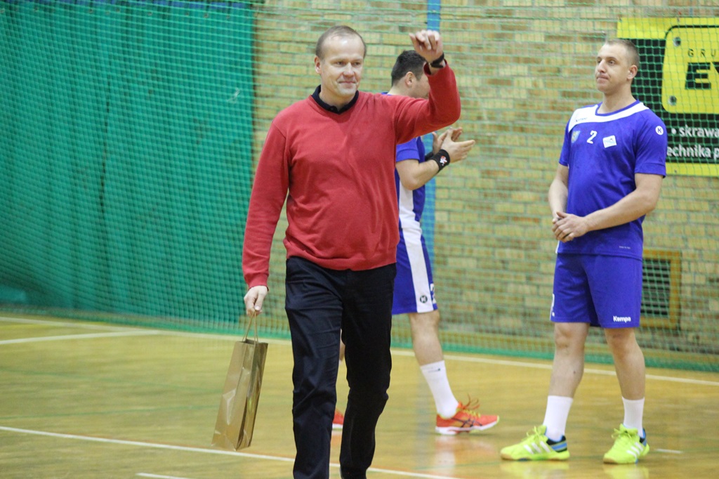 Piłkarze ręczni Siódemki Miedź Legnica lepsi od Olimpu Grodków