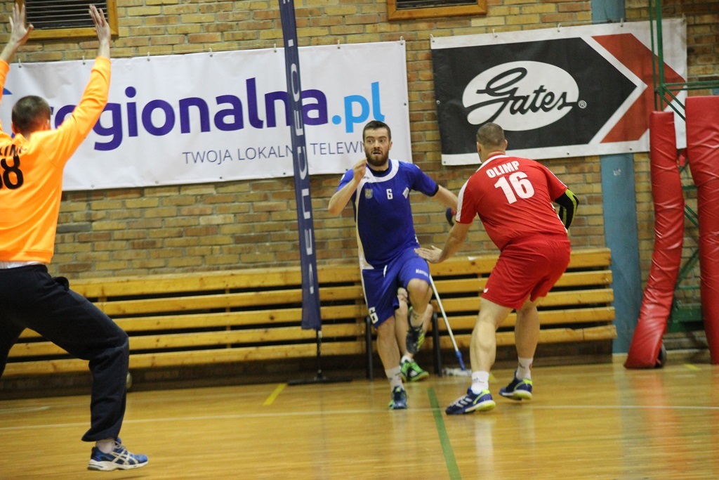 Piłkarze ręczni Siódemki Miedź Legnica lepsi od Olimpu Grodków