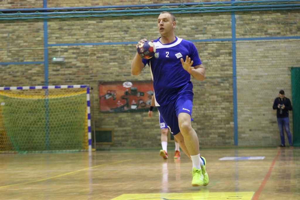 Piłkarze ręczni Siódemki Miedź Legnica lepsi od Olimpu Grodków