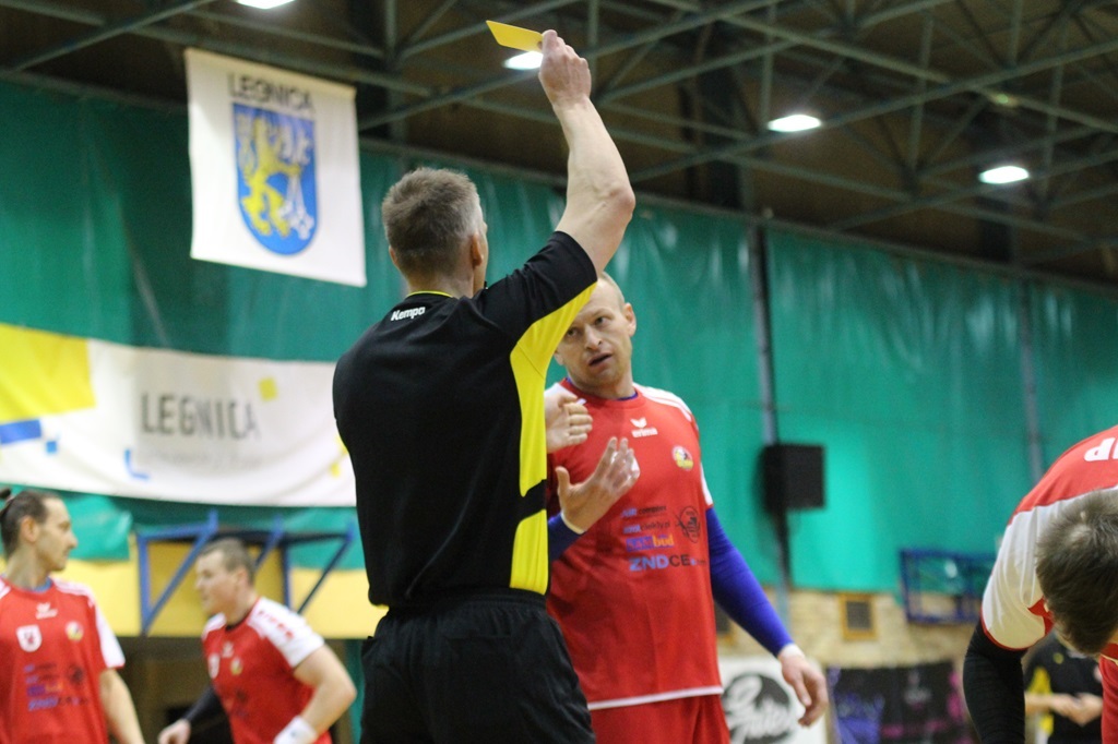 Piłkarze ręczni Siódemki Miedź Legnica lepsi od Olimpu Grodków