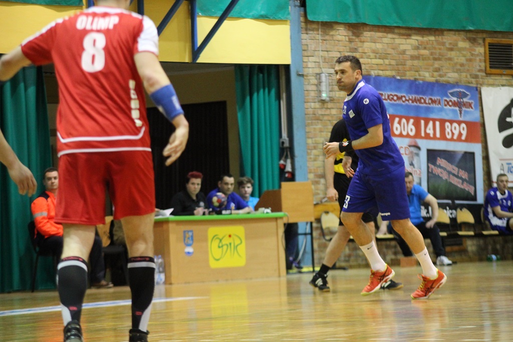 Piłkarze ręczni Siódemki Miedź Legnica lepsi od Olimpu Grodków
