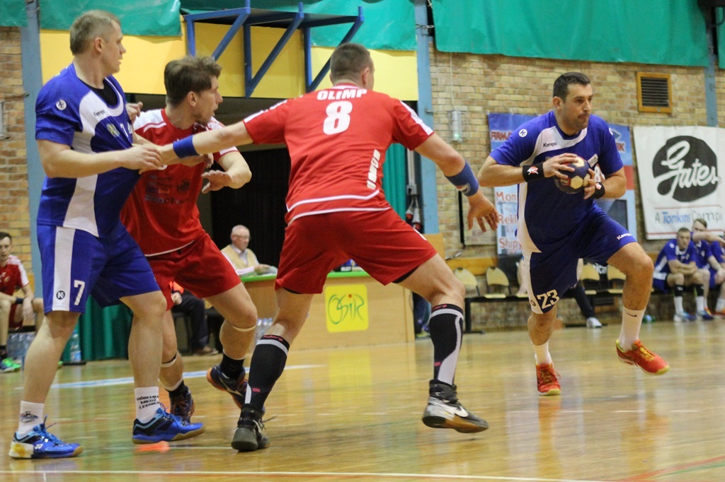 Piłkarze ręczni Siódemki Miedź Legnica lepsi od Olimpu Grodków