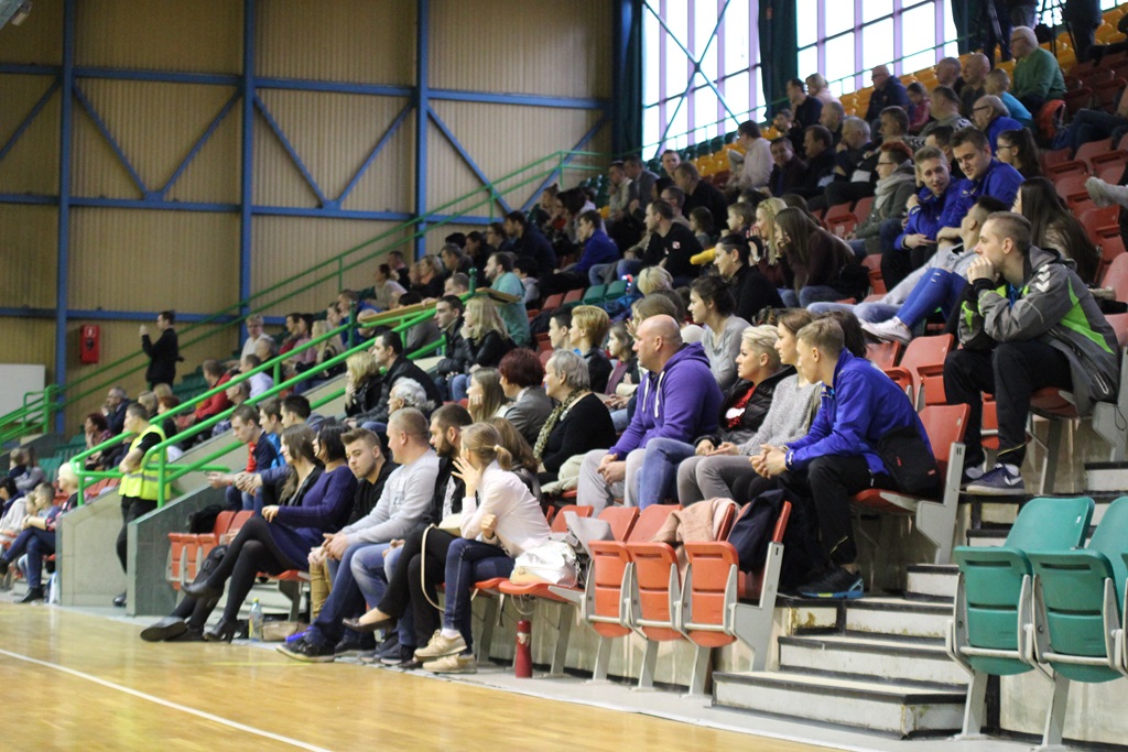Piłkarze ręczni Siódemki Miedź Legnica lepsi od Olimpu Grodków