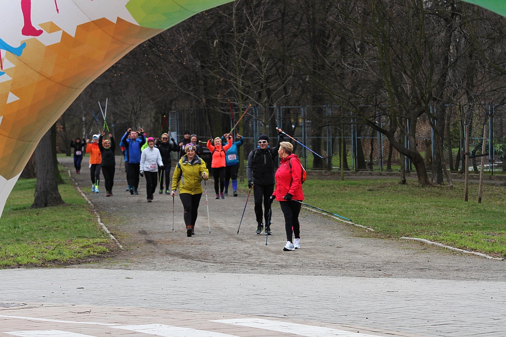 W parku biegają dla podopiecznych Stowarzyszenia Otwórz Serce