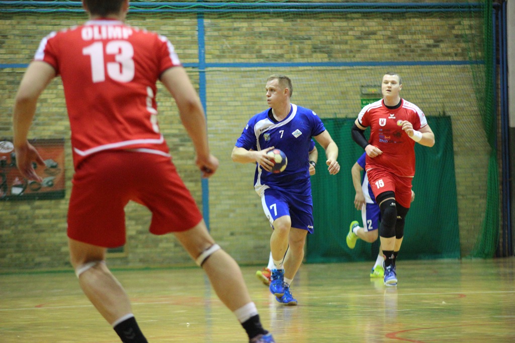 Piłkarze ręczni Siódemki Miedź Legnica lepsi od Olimpu Grodków
