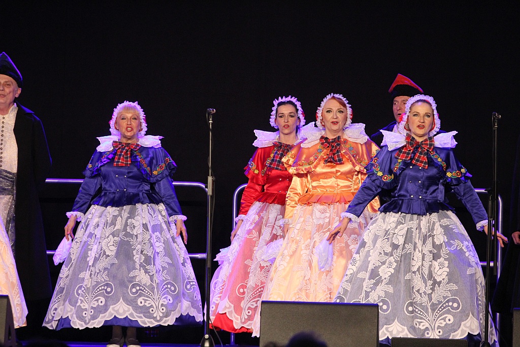 Koncert Charytatywny Legnickich Zespołów Folklorystycznych