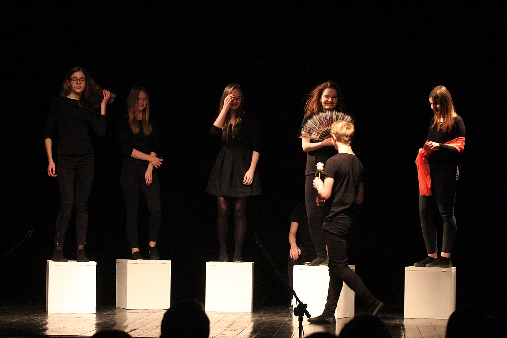 Dzień Teatru w Młodzieżowym Centrum Kultury w Legnicy