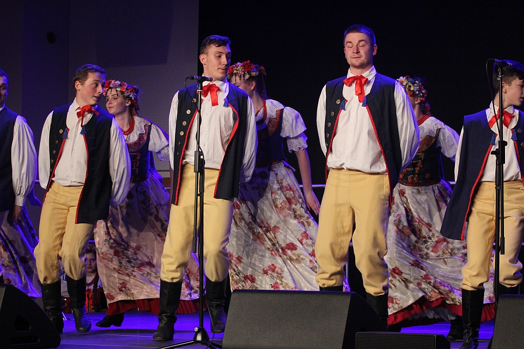 Koncert Charytatywny Legnickich Zespołów Folklorystycznych