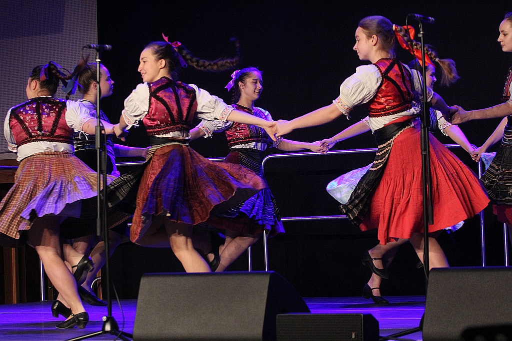Koncert Charytatywny Legnickich Zespołów Folklorystycznych