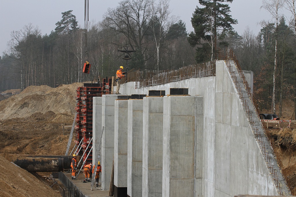 Trwa budowa drogi ekspresowej S3 od Polkowic do węzła z A4