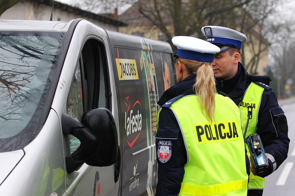 Policjanci legnickiej drogówki kontrolowali prędkość kierowców