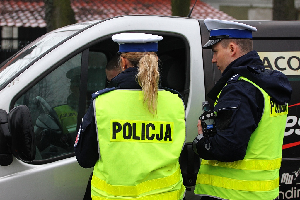 Policjanci legnickiej drogówki kontrolowali prędkość kierowców