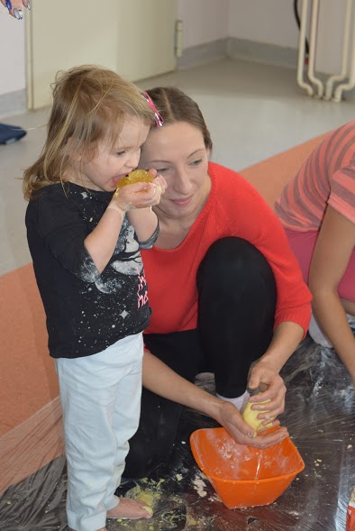 W „Koperniku” odbywają się kreatywne zajęcia scenoplastyczne