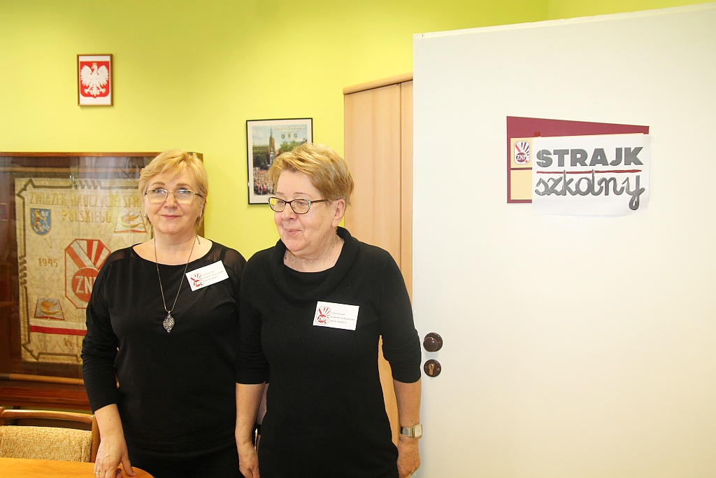 Legnickie szkoły w dzień strajku zorganizowanego przez ZNP