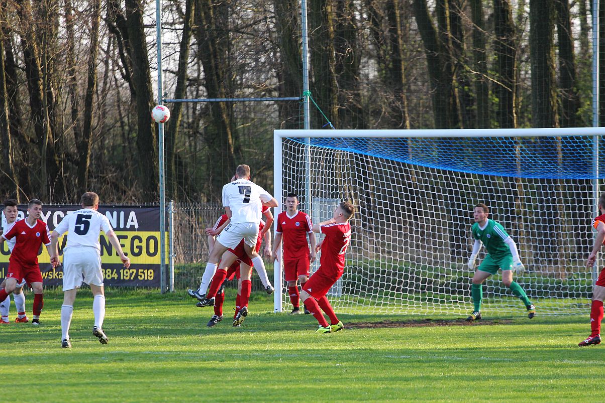 Iskra Kochlice nie dała szans Kaczawie w meczu klasy okręgowej