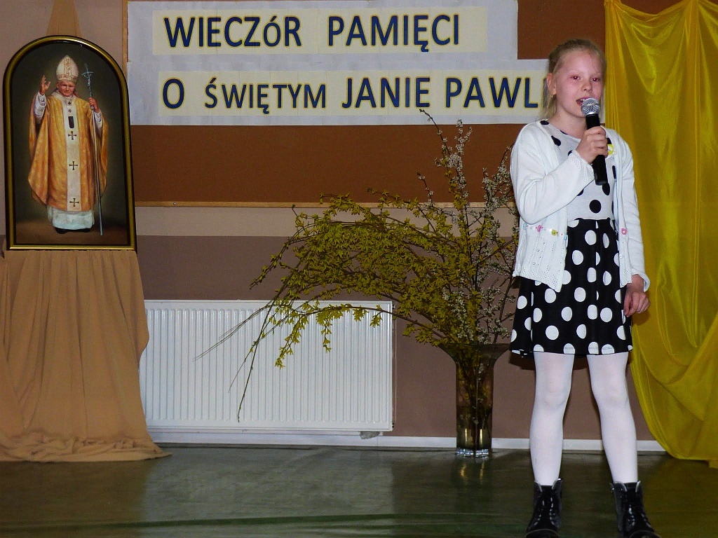 Kolejny raz uczniowie oddali hołd Świętemu Janowi Pawłowi II