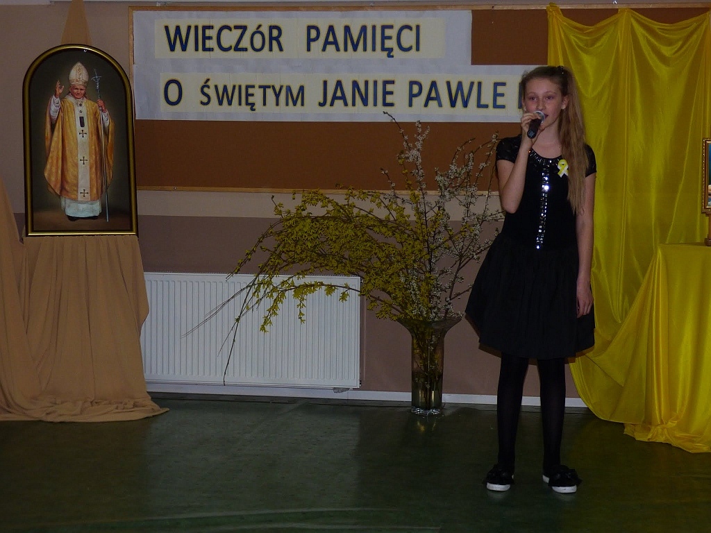 Kolejny raz uczniowie oddali hołd Świętemu Janowi Pawłowi II