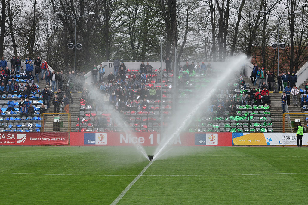 Piłkarze Miedzi zawiedli prawie cztery tysiące kibiców