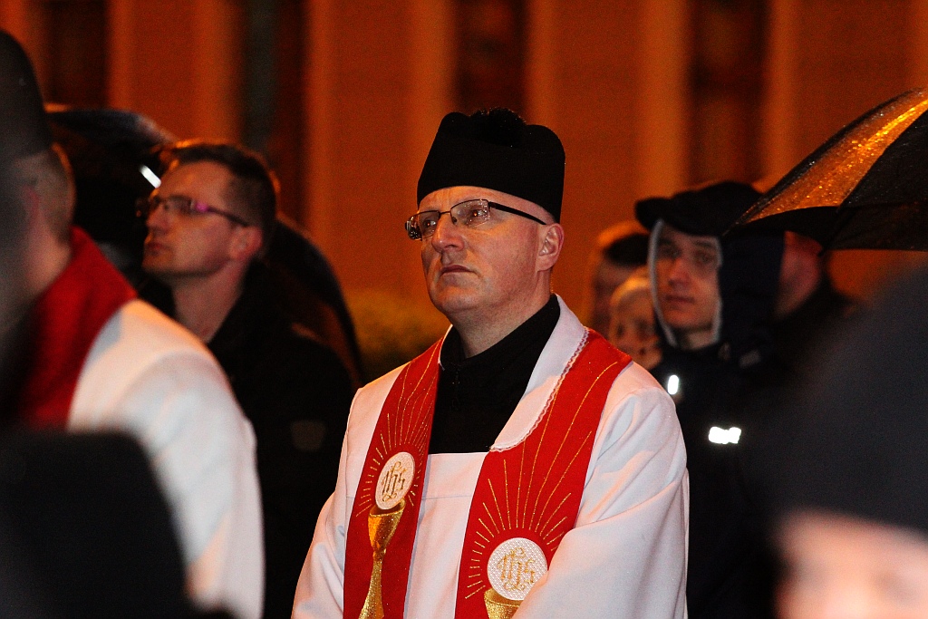 Blisko pięćset osób przeszło Drogą Krzyżową w Legnicy