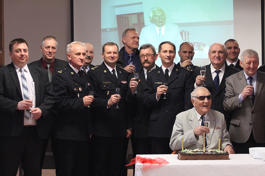 Uroczystość 95 urodzin st. ogn. w st. spoczynku Mariana Molędy