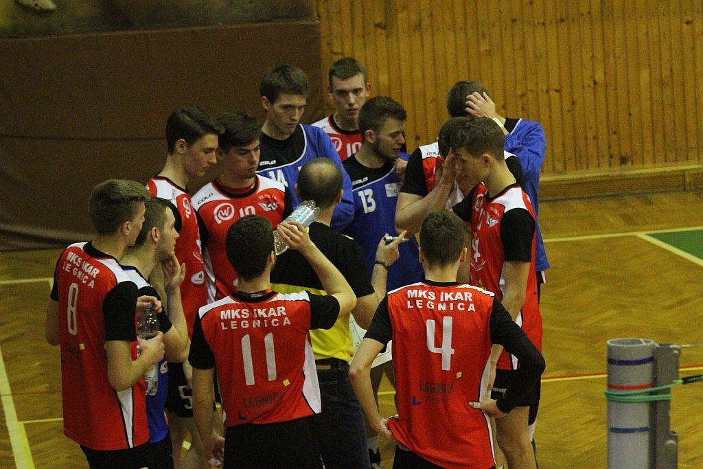 Siatkarze Ikara Legnica zakończyli sezon zwycięstwem