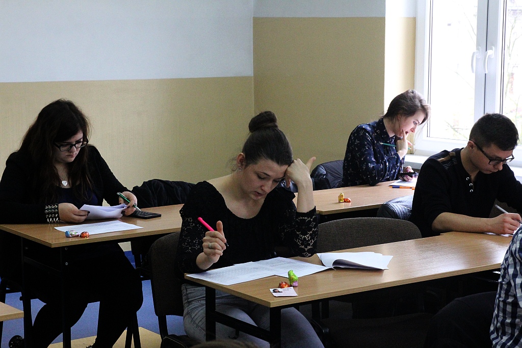 Konkurs wiedzy o życiu i sukcesach Marii Skłodowskiej – Curie