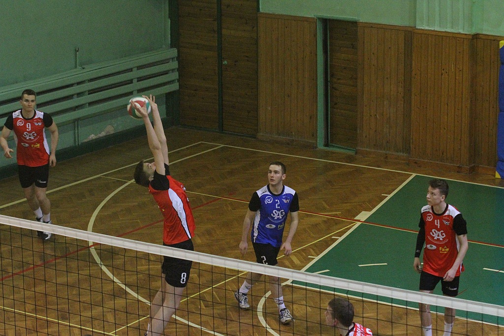 Siatkarze Ikara Legnica zakończyli sezon zwycięstwem