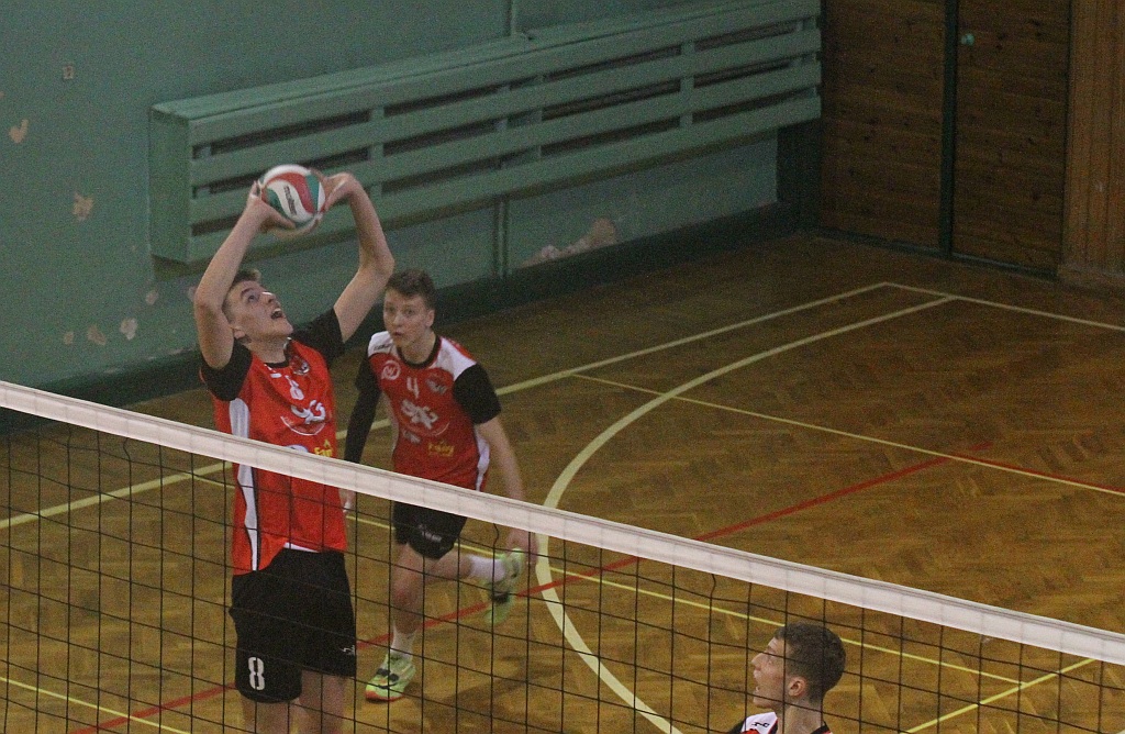 Siatkarze Ikara Legnica zakończyli sezon zwycięstwem