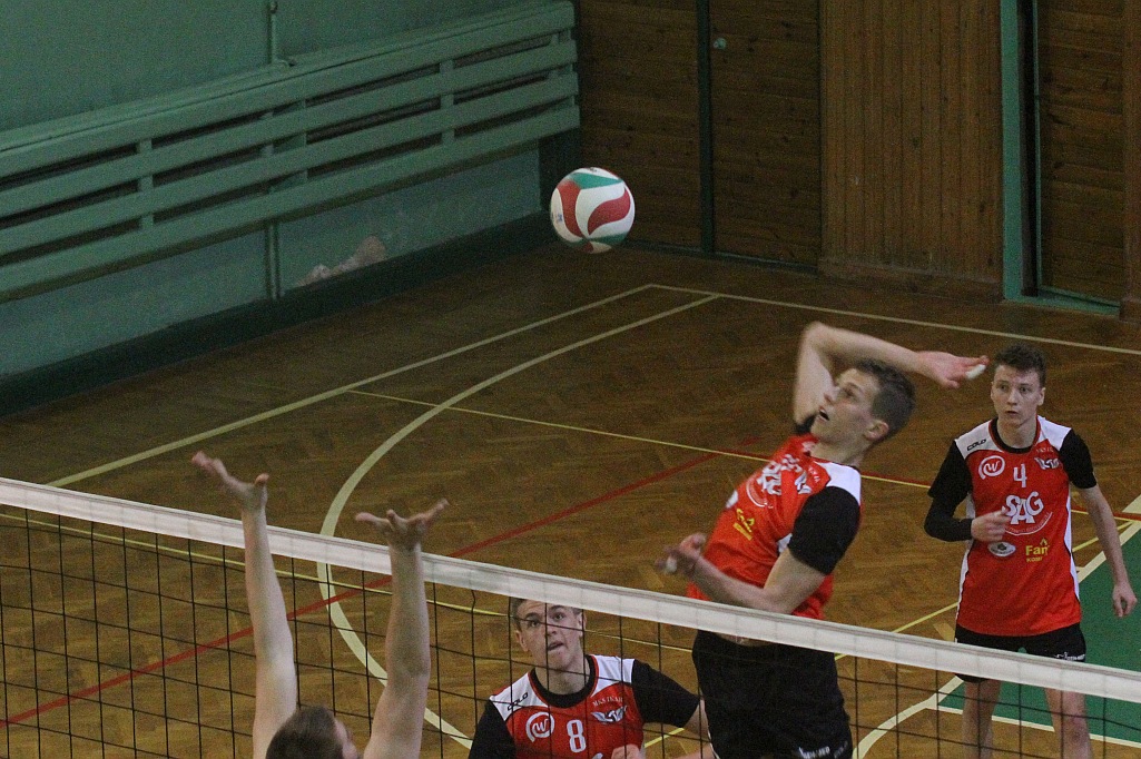 Siatkarze Ikara Legnica zakończyli sezon zwycięstwem