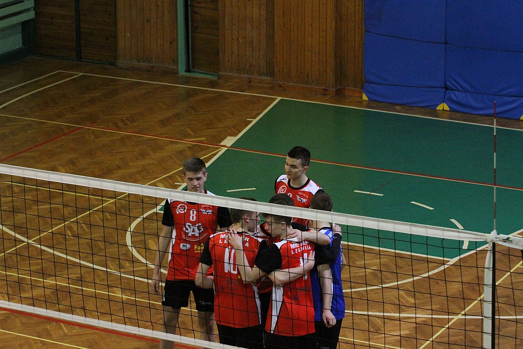 Siatkarze Ikara Legnica zakończyli sezon zwycięstwem