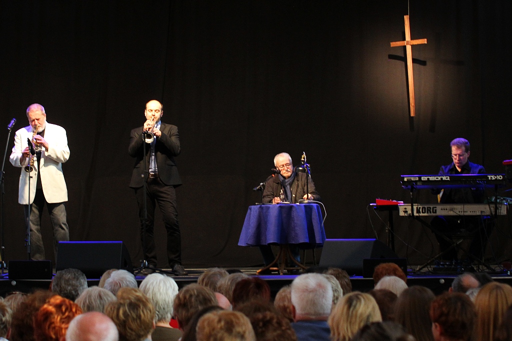 Mistrz Jan Nowicki dał popis swojego kunsztu recytatorskiego