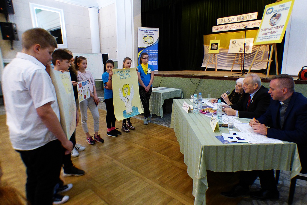 Konkurs o św. Janie Pawle II dla uczniów legnickich szkół