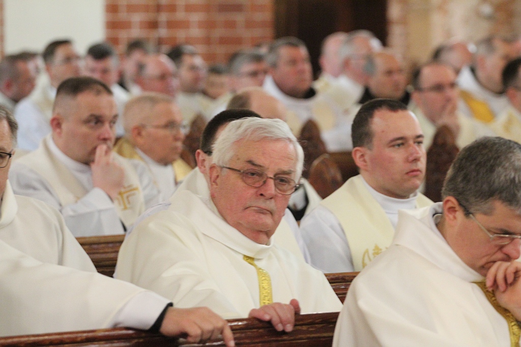 W katedrze ponad 150 księży uczestniczyło we Mszy Krzyżma