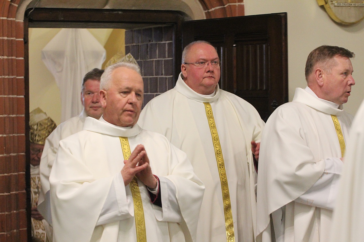 W katedrze ponad 150 księży uczestniczyło we Mszy Krzyżma