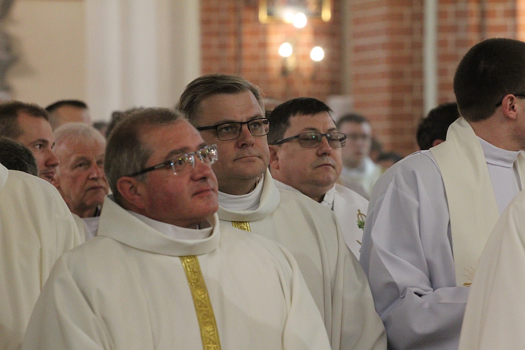 W katedrze ponad 150 księży uczestniczyło we Mszy Krzyżma