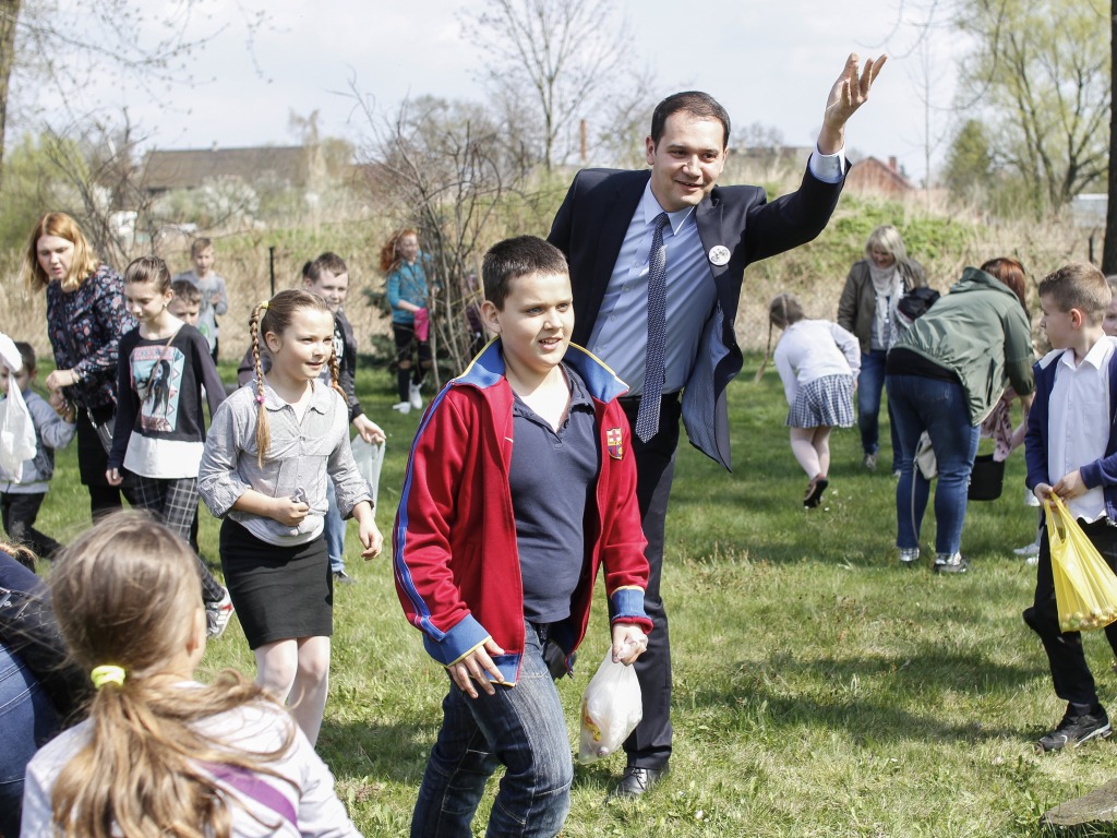 Smaczny i kolorowy jarmark wielkanocny w Miłkowicach