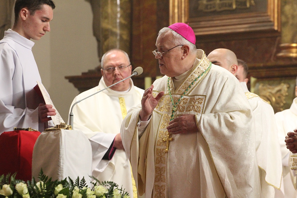 W katedrze ponad 150 księży uczestniczyło we Mszy Krzyżma