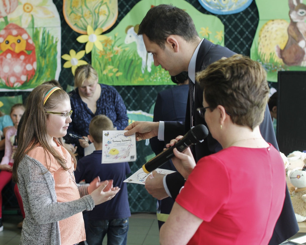 Smaczny i kolorowy jarmark wielkanocny w Miłkowicach