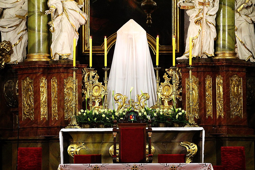 W katedrze ponad 150 księży uczestniczyło we Mszy Krzyżma