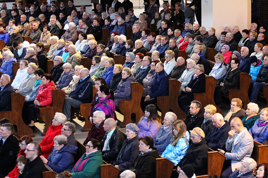 Wielki Piątek. Drugi dzień triduum. Dzień bez mszy świętej