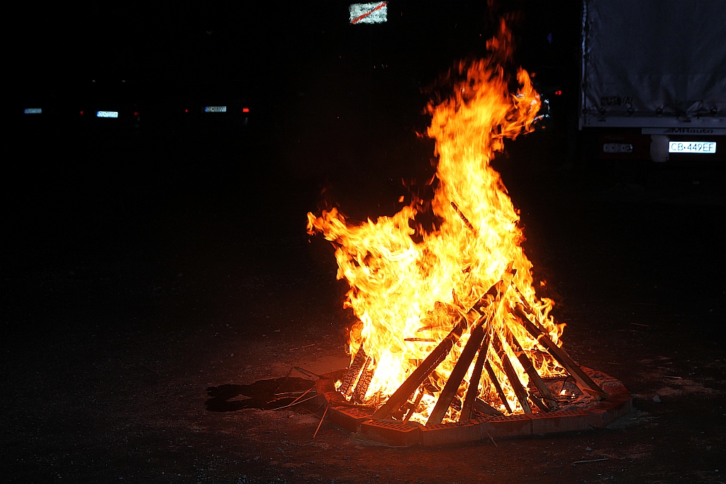Liturgia Wigilii Paschalnej  z procesją rezurekcyjną
