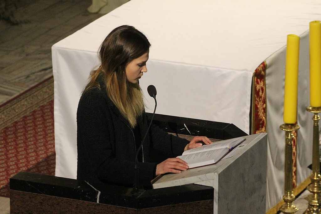 Liturgia Wigilii Paschalnej  z procesją rezurekcyjną