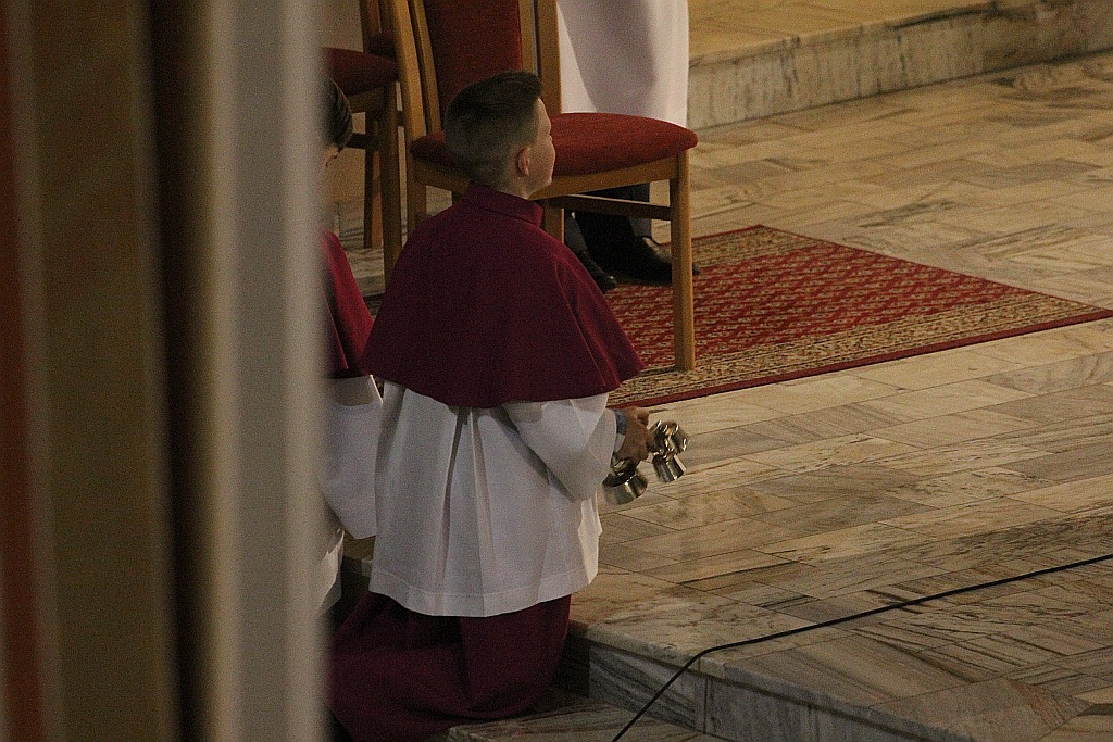 Liturgia Wigilii Paschalnej  z procesją rezurekcyjną