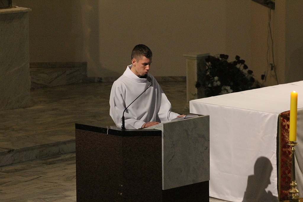 Liturgia Wigilii Paschalnej  z procesją rezurekcyjną