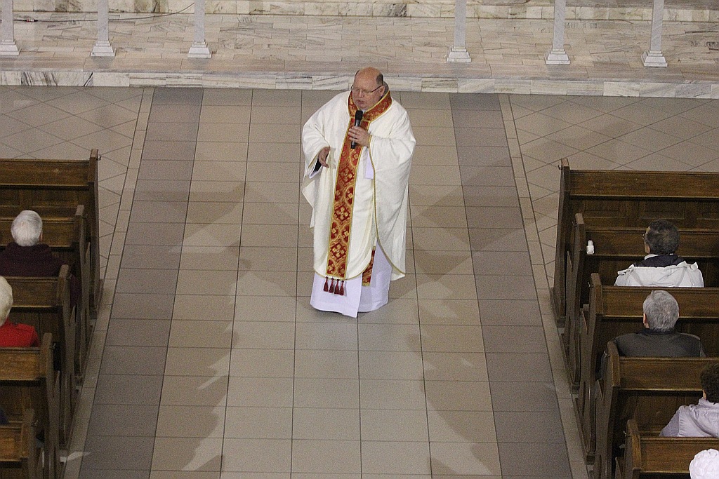 Liturgia Wigilii Paschalnej  z procesją rezurekcyjną