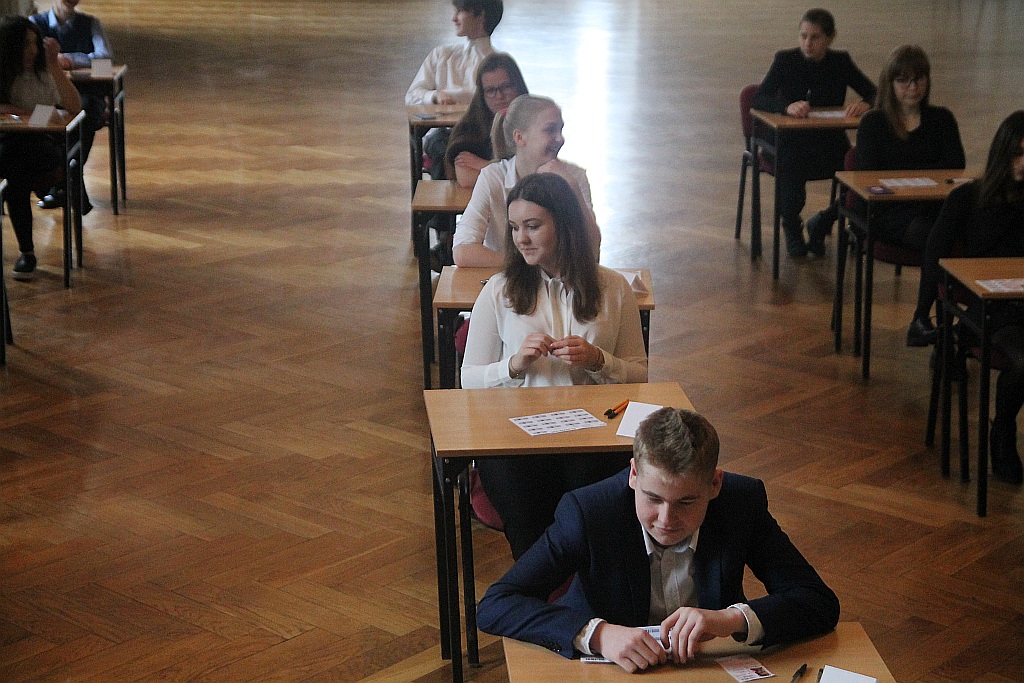 25 osób pisało egzamin gimnazjalny w Społecznym Gimnazjum TWP